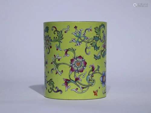 CHINESE YELLOW-GROUND FAMILLE-ROSE BRUSHPOT DEPICTING 'F...