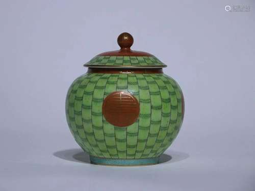 CHINESE FAMILLE-ROSE COVERED JAR, 'YONGZHENG' MARK