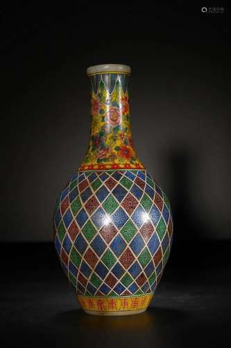 CHINESE POLYCHROME ENAMEL GLASS VASE DEPICTING 'FLORAL&#...