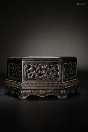 CHINESE SANDALWOOD INCENSE BURNER WITH CARVED 'CLOUDS...