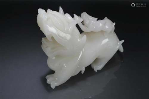 A Chinese Vividly-detailed Jade Myth-beast Fortune Statue