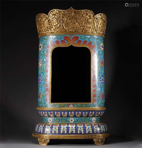 A CLOISONNE ENAMEL BABAO PATTERN NICHE