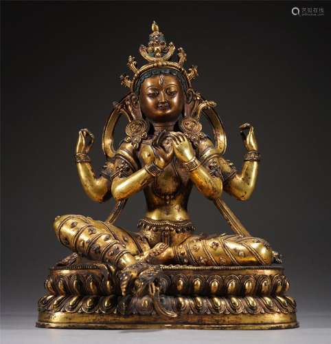 A GILT BRONZE FIGURE OF BUDDHA STATUE