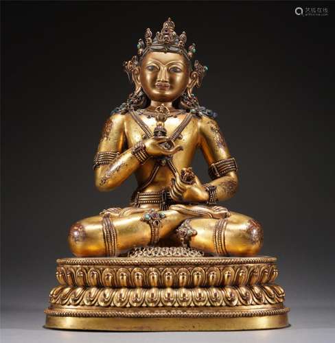 A GILT BRONZE FIGURE OF BUDDHA STATUE