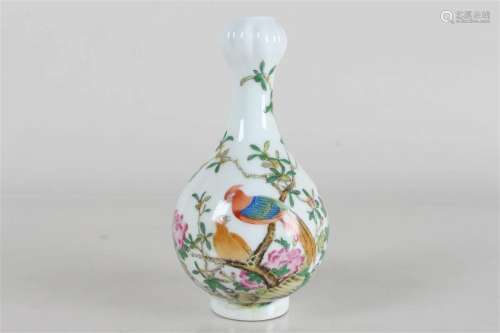 A Chinese Nature-sceen White-coding Porcelain Fortune Vase
