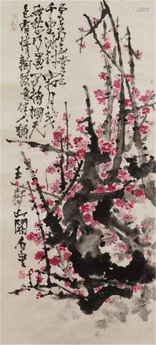 A CHINESE SCROLL PAINTING OF RED PLUM BLOSSOM