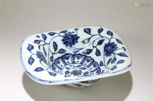 A Chinese Blue and White Plant-fortune Detailed Porcelain Bo...