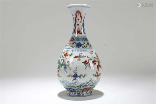 A Chinese Ancient-framing Fortune Porcelain Vase
