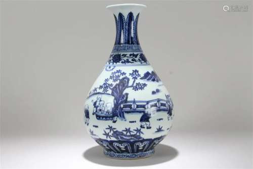 A Chinese Story-telling Blue and White Porcelain Vase