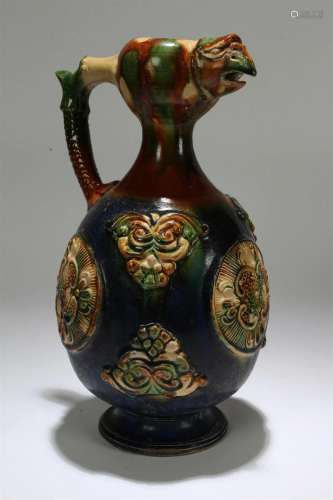 A Chinese Ancient-framing Pottery Vase