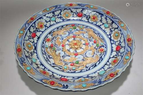 A Chinese Myth-beast Fortune Plated Massive Porcelain Plate