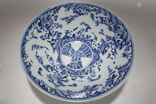 A Chinese Massive Dragon-decorating Blue and White Fortune P...