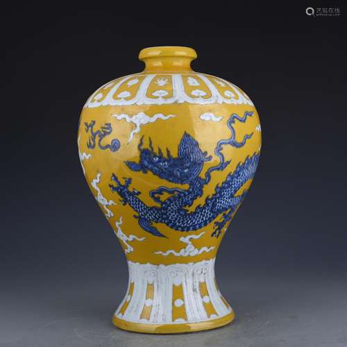 Jiao yellow glaze blue dragon plum bottle 42 * 27 cm 3600 an...
