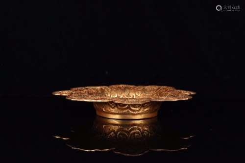 : gold live plateSize: 21 cm in diameter, 3.5 cm high, weigh...