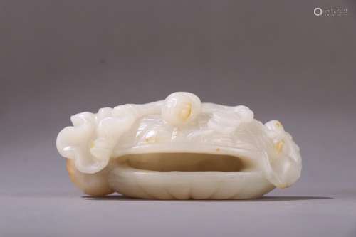 : hetian jade spring cover box of furnishing articlesSize: 1...