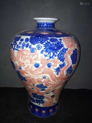 Blue and white youligong, longfeng mei bottles single right