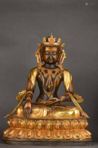 大尺寸铜鎏金释迦牟尼佛造像