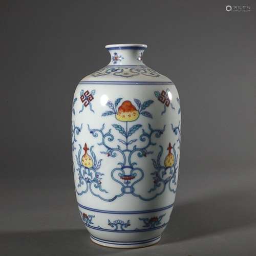 CHINESE DOUCAI VASE DEPICTING 'FLORAL', 'QING QI...