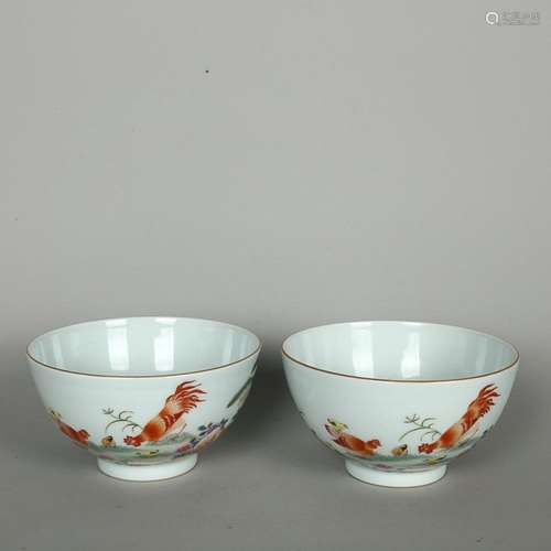 CHINESE FAMILLE-ROSE BOWL DEPICTING 'FOWL', 'YON...