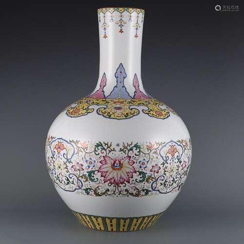 CHINESE FAMILLE-ROSE GLOBULAR VASE DEPICTING 'FLORAL SCR...