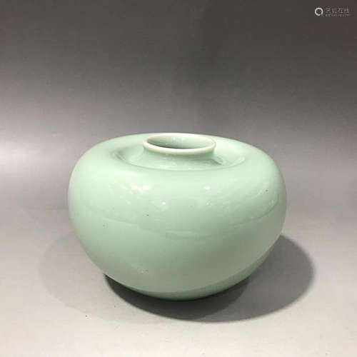 CHINESE CELADON-GLAZED WASHER, 'QING KANGXI' MARK