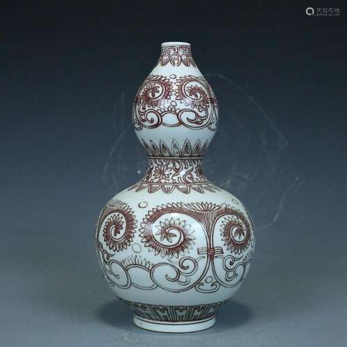 CHINESE UNDERGLAZE-RED DOUBLE-GOURD VASE DEPICTING 'FLOR...