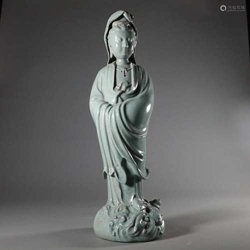 CHINESE RU-WARE FIGURE OF GUANYIN