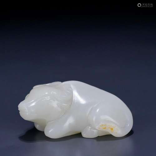 : hetian jade cattle furnishing articlesLength: 6.2 cm. Widt...