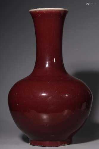 红釉大赏瓶