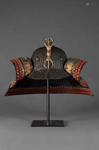 EDO PERIOD (17TH CENTURY) A Sujibachi Kabuto (Ridged Helmet)