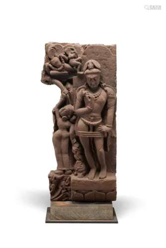 印度 拉贾斯坦邦或中央邦后笈多王朝 九世纪红砂岩神像碑