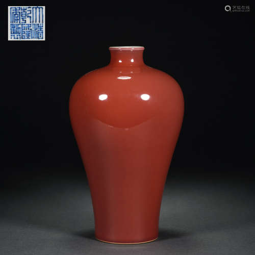 清 霽紅釉梅瓶