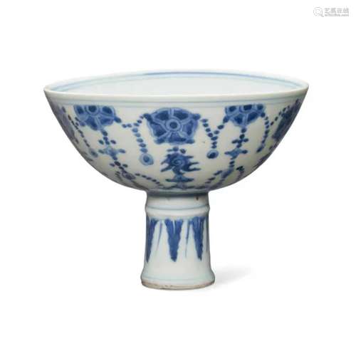 中国 明17世纪 青花寿字纹高足杯