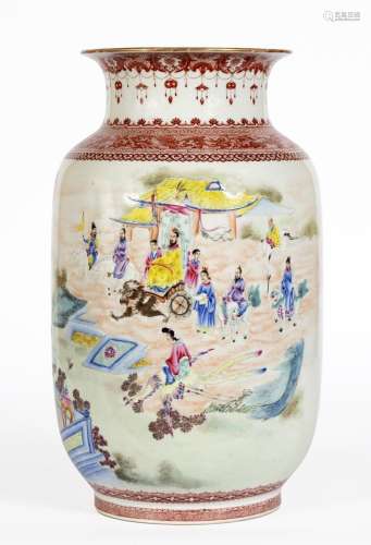 Chine, Epoque République (1912-1949)
Vase en porcelaine