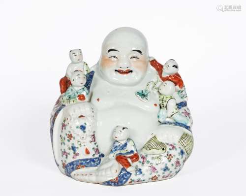Chine, XIX-XXe siècle
Statue de Bouddha en porcelaine à