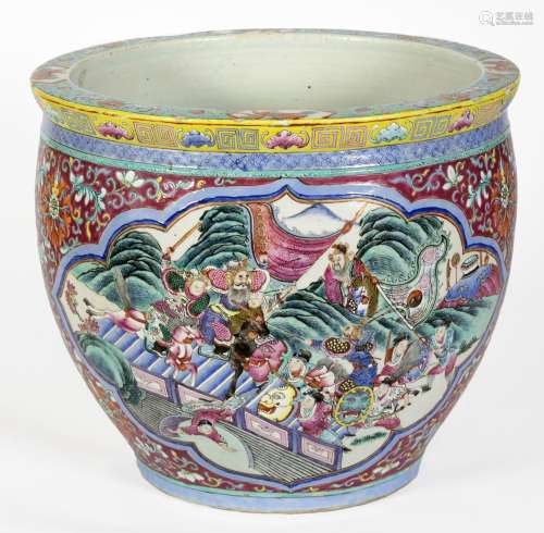 Chine, XIXe siècle
Cache-pot en porcelaine à décor en é