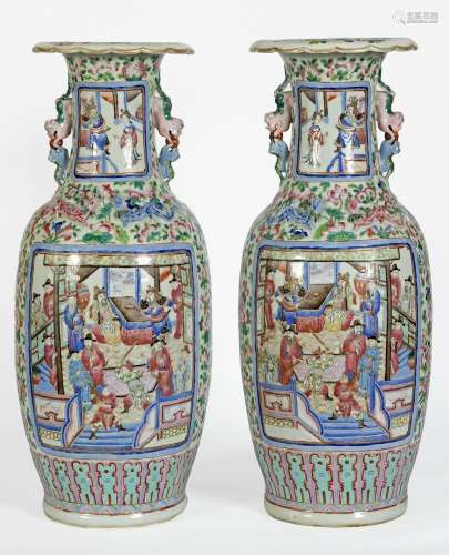 Chine, XIXe siècle
Paire de vases en porcelaine de Cant