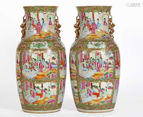 Chine, XIXe siècle
Paire de vases en porcelaine de Cant