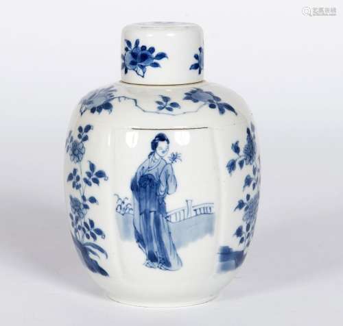 Chine, Epoque Kangxi (1662-1722)
Vase couvert en porcel