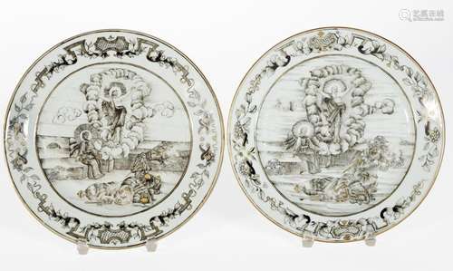 Chine, Epoque Qianlong (1736-1795)
Paire d'assiettes en