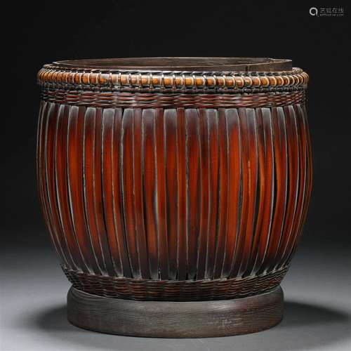 Qing dynasty bamboo basket