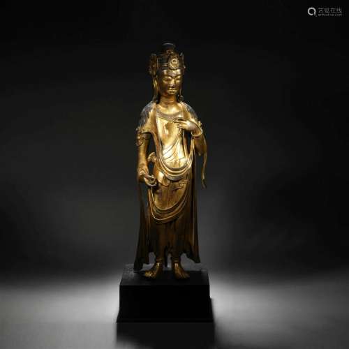 Tang dynasty bronze gilt Guanyin statue of Buddha