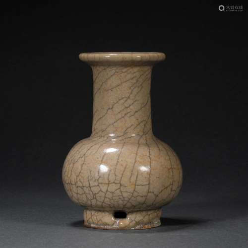 Song dynasty Ge kiln ornamental bottle