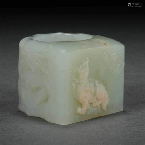 Hetian jade plate finger of the Qing Dynasty
