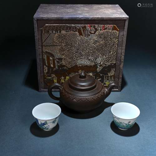 A set of purple clay POTS from the Qing Dynasty