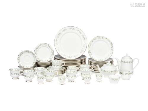 A Royal Tara Trellis Shamrock Porcelain Dinner Service