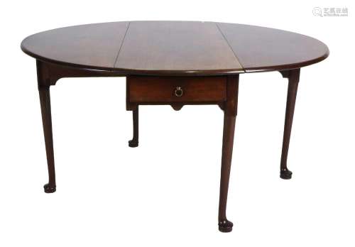 A George III Mahogany Four-to-Six-Seater Dropleaf Dining Tab...