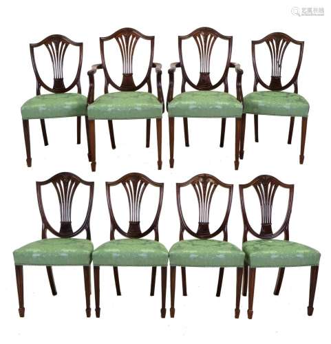 A Set of Eight (6+2) Carved Mahogany Hepplewhite-Style Dinin...
