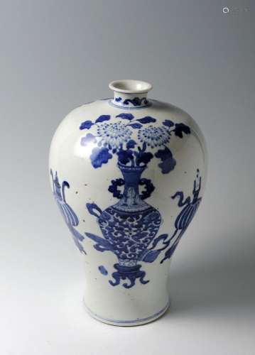 A CHINESE BLUE AND WHITE CHRYSANTHEMUM MEIPING PORCELAIN VAS...
