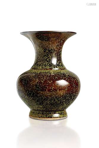 A CHINESE GILT-SPECKLED TEADUST GLAZED VASE 清代茶叶沫釉瓶